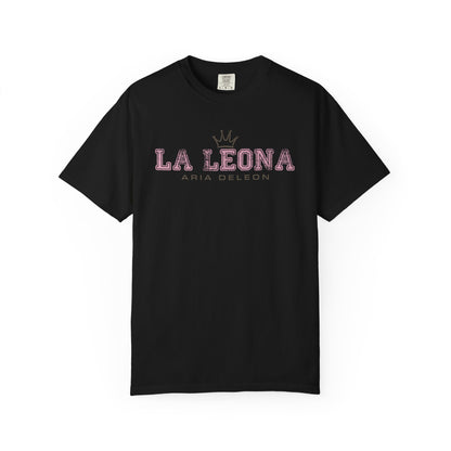 La Leona Graphic T-Shirt — 'La Leona' Crown Design
